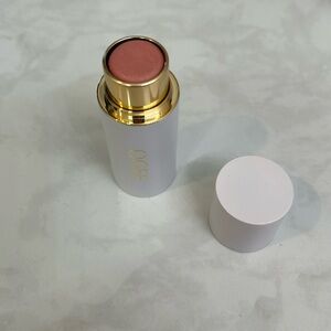 OGEE “Carnelian” Sculpted Face Stick